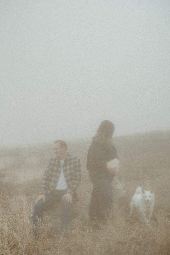 Moody Maternity Photos Okanagan By Kayla Bowie