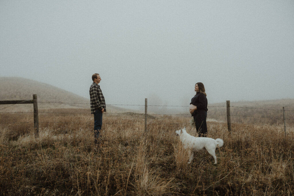 Moody Maternity Photos Okanagan By Kayla Bowie